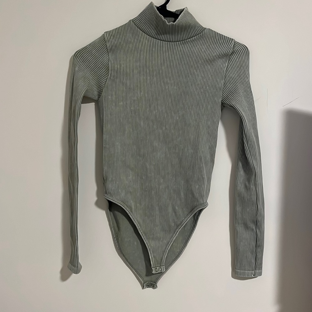 Long sleeve bodysuit